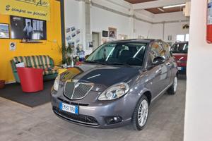 Lancia Ypsilon 1.3 MJT 75 CV Unyca