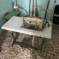 Macchina per cucire industriale