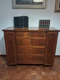 Cassettiera