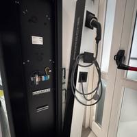 Colonnina ricarica 11kW Porsche Mobile Charger