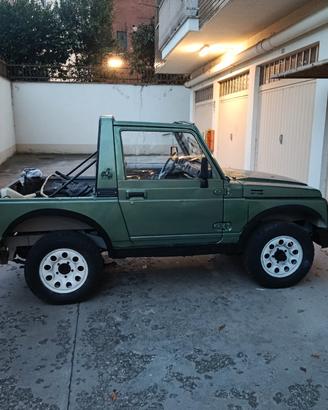 Suzuki Jimmy Samurai 