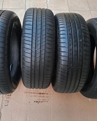 4 pn 205 60 16 Bridgestone con montaggio 