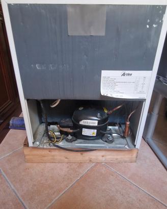 Mini Frigo Ardes _ ( Minibar _ Ufficio _ B&B)