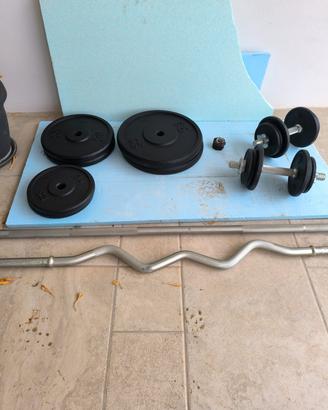 attrezzature di palestra 