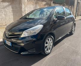 Toyota Yaris 1.0 5 porte benzina