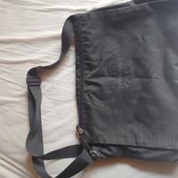 Borsa fashion nera a tracolla Mandarina Duck MD20