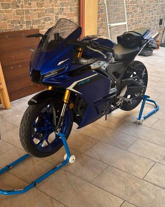 Yamaha R3 2025