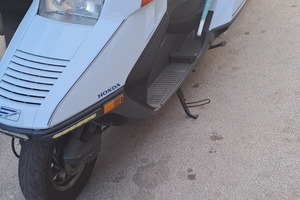 Honda spazio cn 250