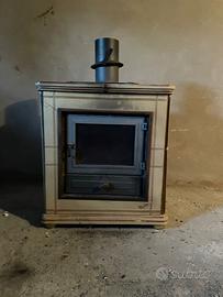 Stufa a legna nordica