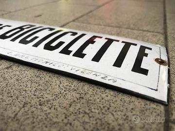 insegna targa smaltata bombata biciclette