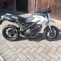 Ducati Hypermotard 796 - 2010