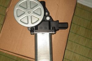 motorino alzacristalli 