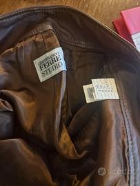 Pantaloni in pelle di Gianfranco Ferre