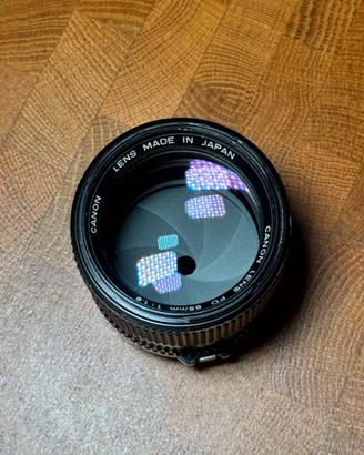 Canon FD 85 1.8 con paraluce nFD