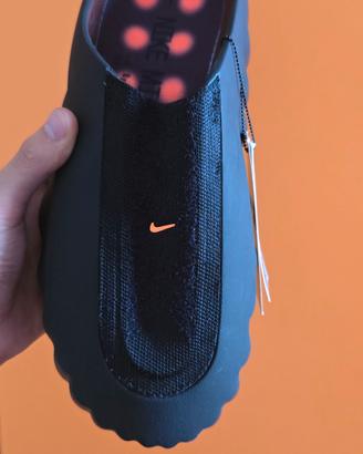 Nike Mind 001