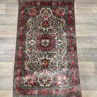TAPPETO INDIANO SRINIGAR FONDO SETA 155X96