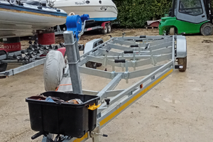 Rimorchio porta barca 35q