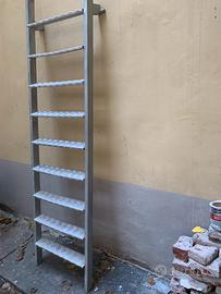 Scala in ferro