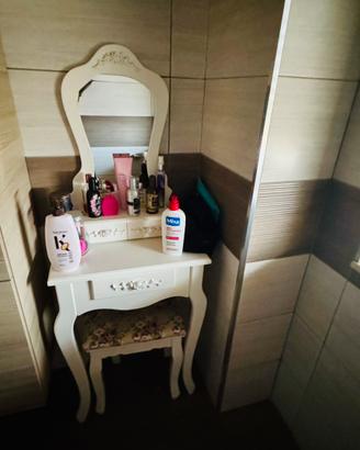 Toilette trucco