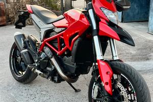 Ducati hypermotard 821