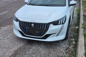 Peugeot 208 GT Anno 2023