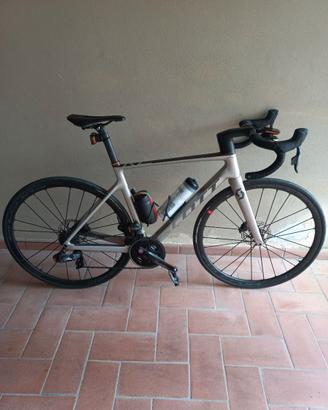 Scott addict RC 10 tg M