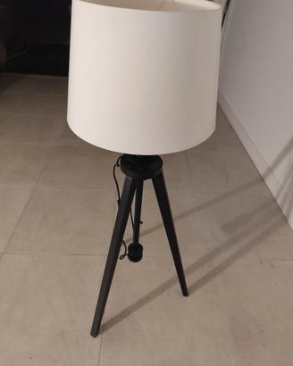 lampada da terra LAUTERS