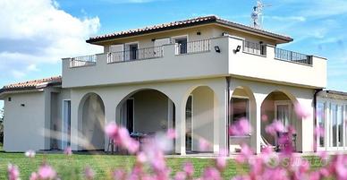 Indipendentemente con giardino