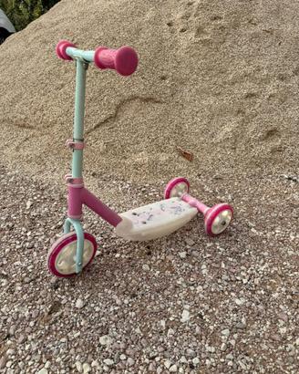 Biciclette e monopattino