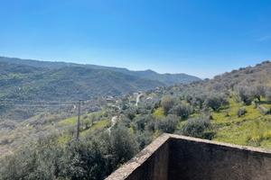 Casa con vista + terreno Montecorice
