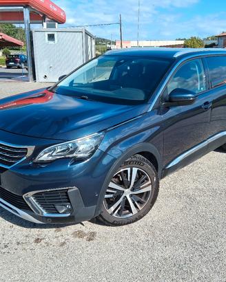 PEUGEOT 5008 BlueHDi 120 S&S EAT6 Allure