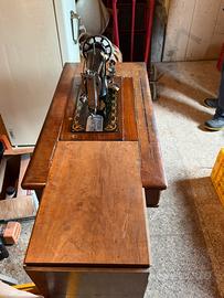 Macchina da cucire Necchi