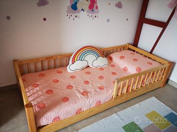 Letto montessoriano con materasso