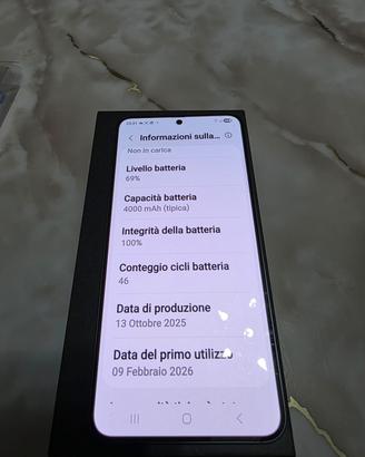 Samsung S 25  12/512