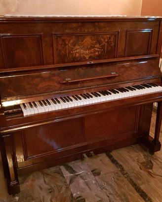 Pianoforte verticale