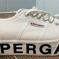 Scarpe Superga