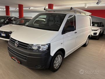 Volkswagen Transporter T5 2.0 TDI 4x4 lungo gancio