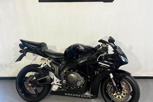 HONDA CBR 1000 RR FIREBLADE