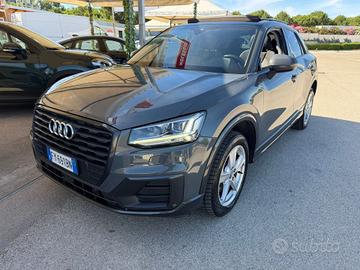 Audi Q2 1.6 TDI 116cv S tronic tetto gancio garanz