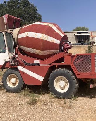 AUTOBETONIERA MESSERSI   3mc.