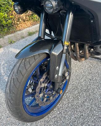 Parafango anteriore in carbonio  Yamaha Tracer 900