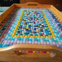 Vassoio con maniglie e tessere colorate