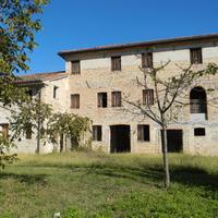 Vendita ex casa colonica al grezzo