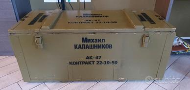 Casse militari Ak 47