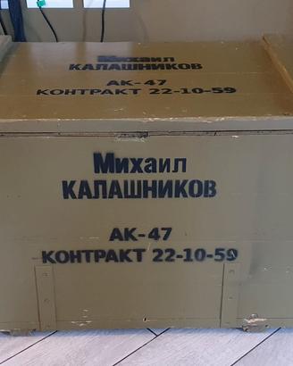 Casse militari Ak 47 ( Leggi descrizione)