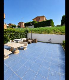 APPARTAMENTO CON AMPIO GIARDINO PRIVATO