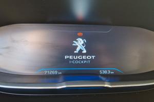 auto  tenuta bene gomme nuove 