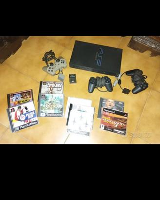 PS2 play station 2 con videogames inclusi