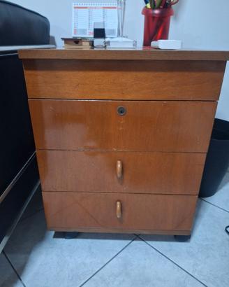 Cassettiera a rotelle, in legno, con 3 cassetti