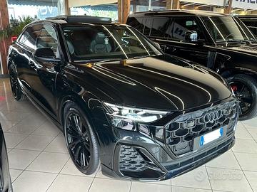 Nuova Audi SQ8 507cv Strafull